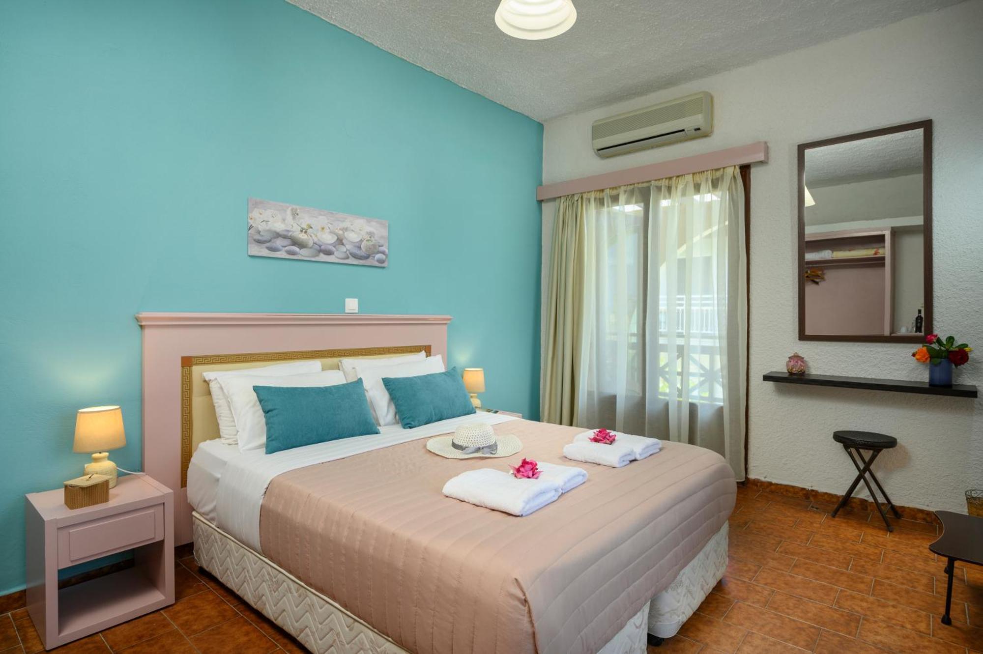 Alkion Hotel Stalós Zimmer foto