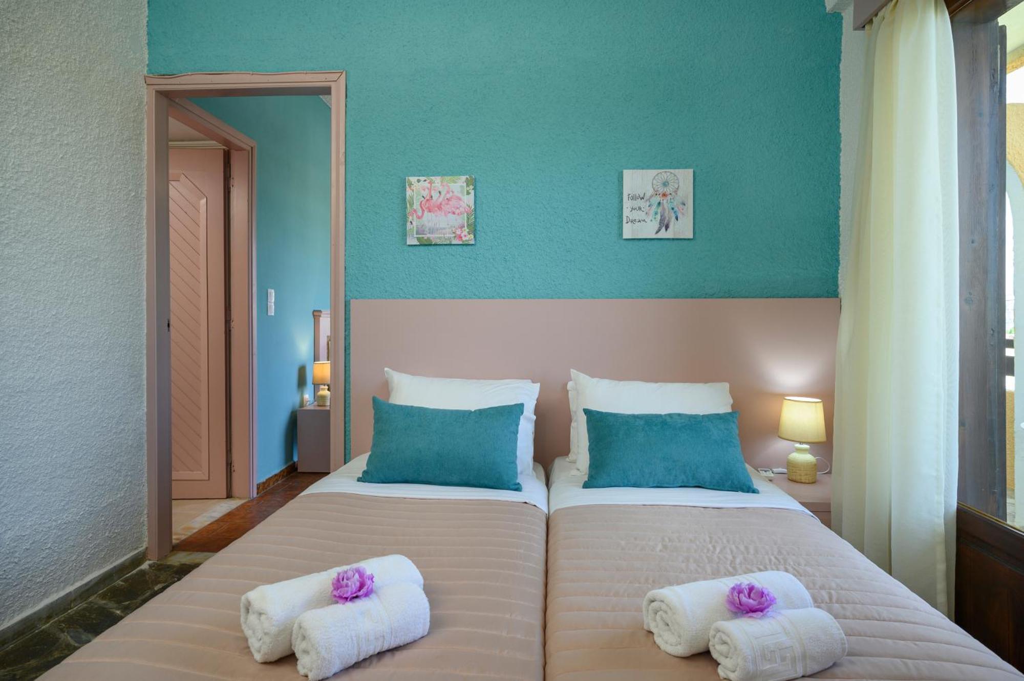 Alkion Hotel Stalós Zimmer foto
